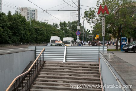 ФОТОРЕПОРТАЖ: ремонт подземных переходов станции метро Крылатское